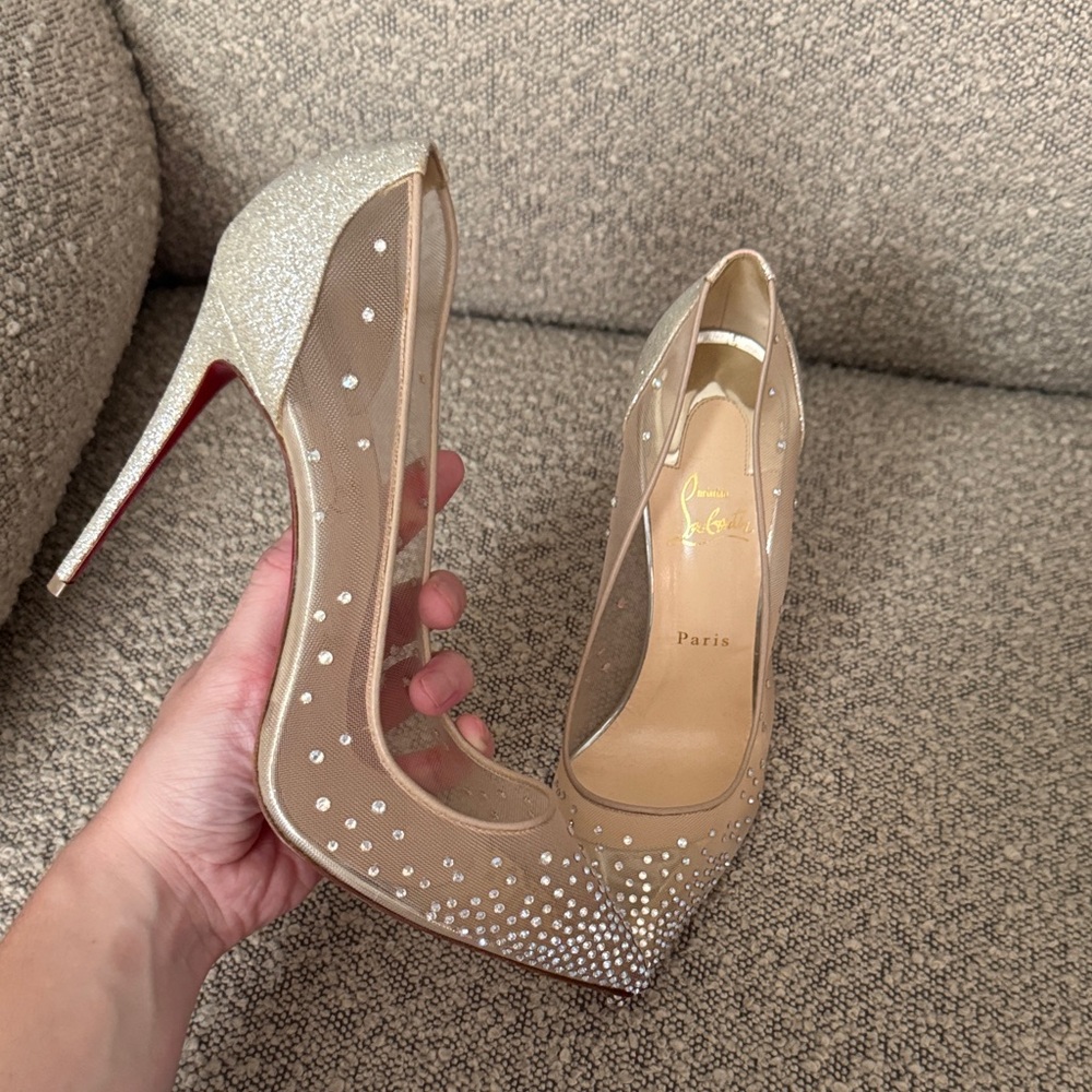 NEW Christian Louboutin So Kate Embellished Strass Pumps